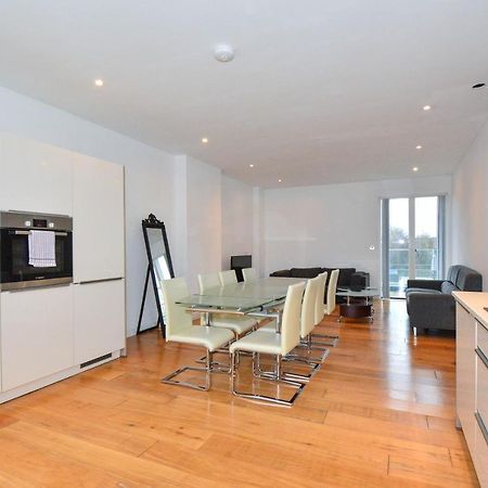 Apartment Wharf - Cambridge Av 런던 외부 사진