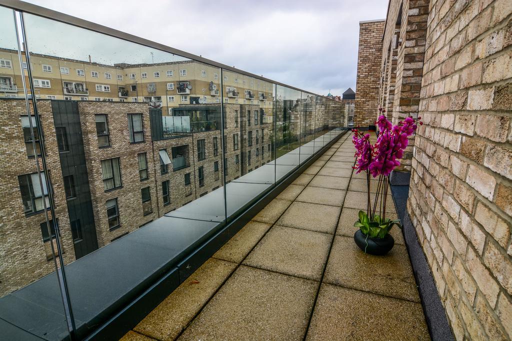 Apartment Wharf - Cambridge Av 런던 외부 사진