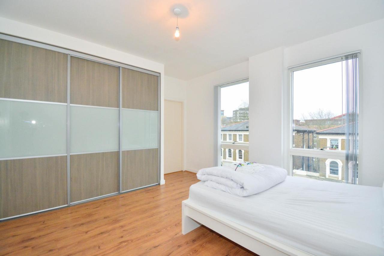 Apartment Wharf - Cambridge Av 런던 외부 사진