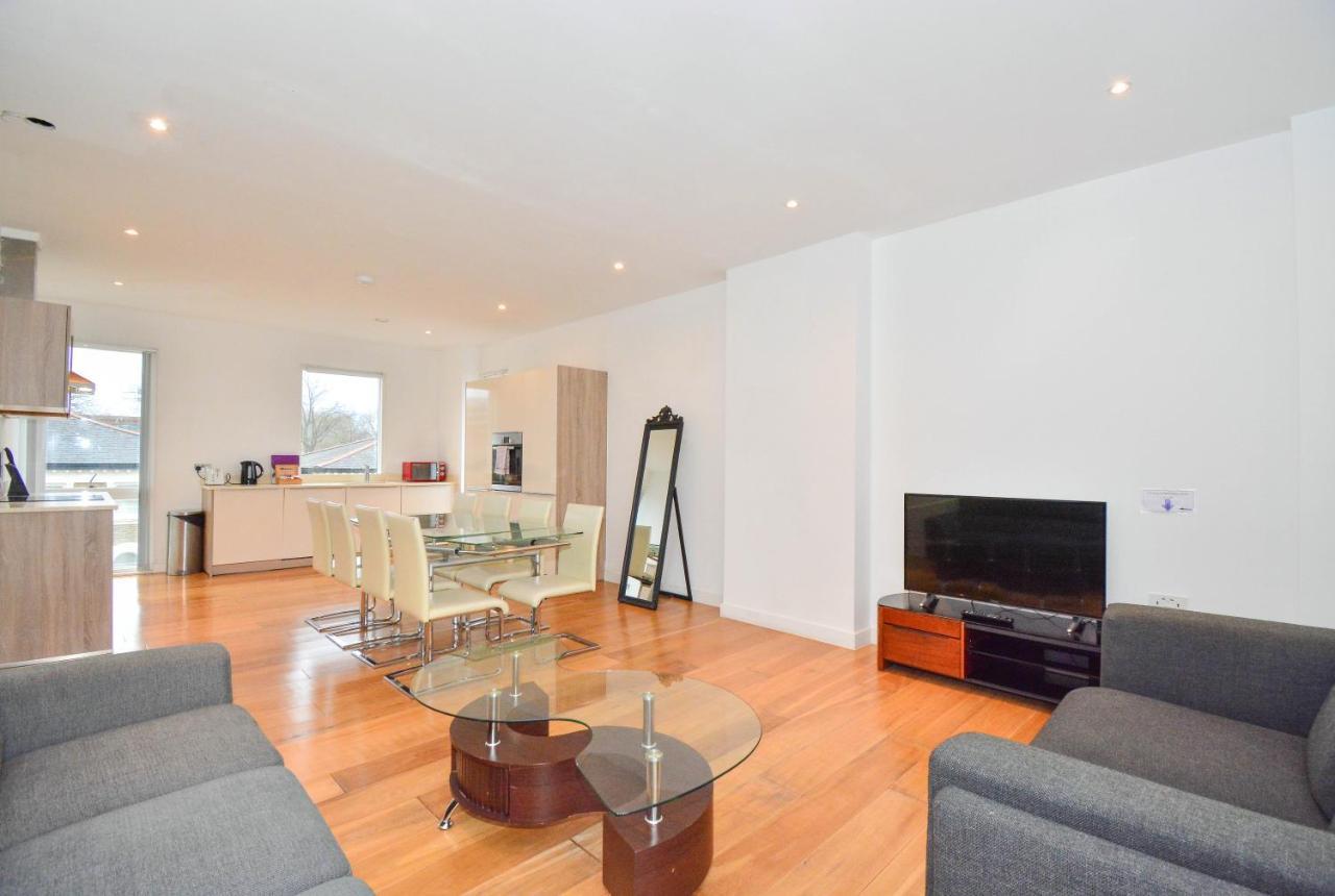 Apartment Wharf - Cambridge Av 런던 외부 사진